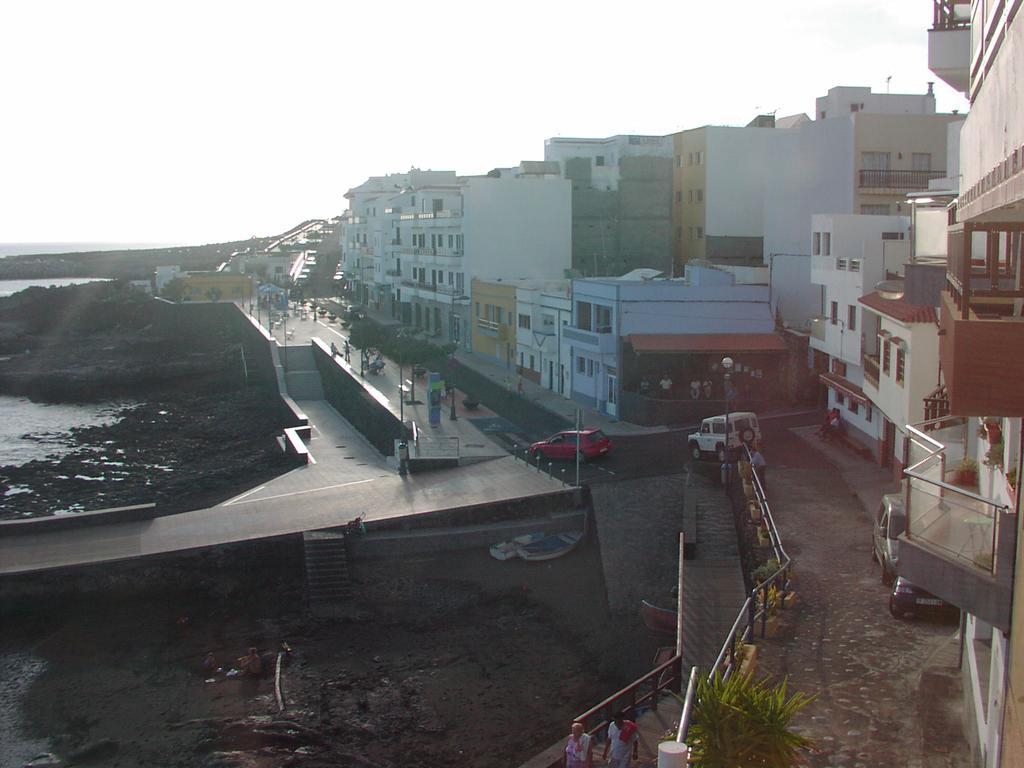 Vivienda Vacacional La Roca La Restinga Buitenkant foto